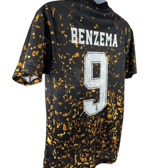NEW Training Warm Up Benzema #9 Real Madrid Mens Soccer Jersey - Picture 3 of 12